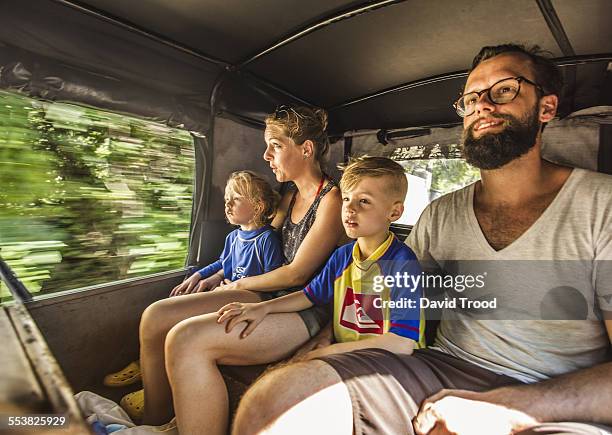 family on vacation in sri lanka - rickshaw or tuk tuk or surrey or pedicab stock pictures, royalty-free photos & images