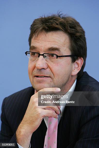 Thomas Boehle, President of the Organization of German Regional Employers' Associations, attends at a press conference September 13, 2005 in Berlin,...