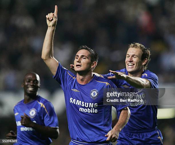 Frank Lampard of Chelsea celebrates scoring the first goal with Arjen Robbenduring the UEFA Champions League Group G match between Chelsea and RSC...