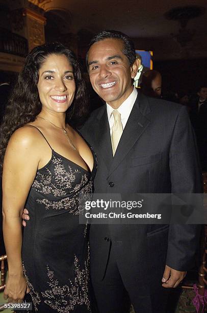 Los Angeles Mayor Antonio Viallaraigosa poses with actress Yvonne Delarosa at the National Hispanic Foundation For The Arts Annual 'Noche de Gala" at...