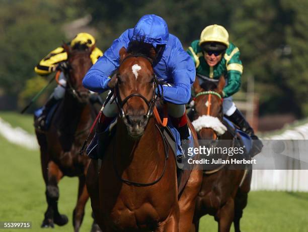 Frankie Dettori and Emirates Skyline land The Romans Novices Stakes Race run at Sandown Racecourse on September 14, 2005 in Sandown, England.