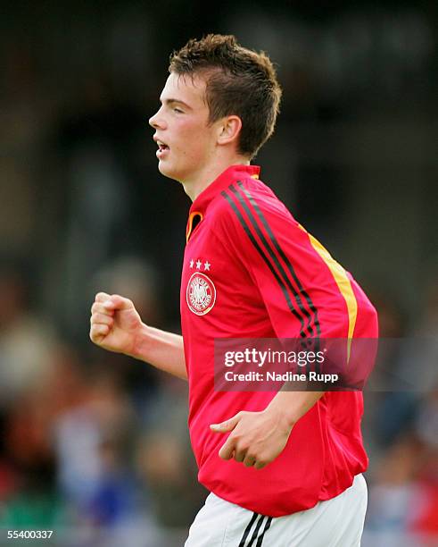 Alex Neumann Alexander Neumann Photos and Premium High Res Pictures - Getty Images