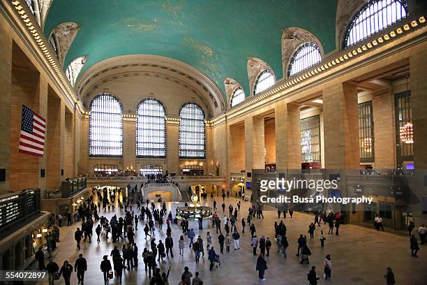 main hall of grand central terminal in new york - grand central terminal nyc stock pictures, royalty-free photos & images