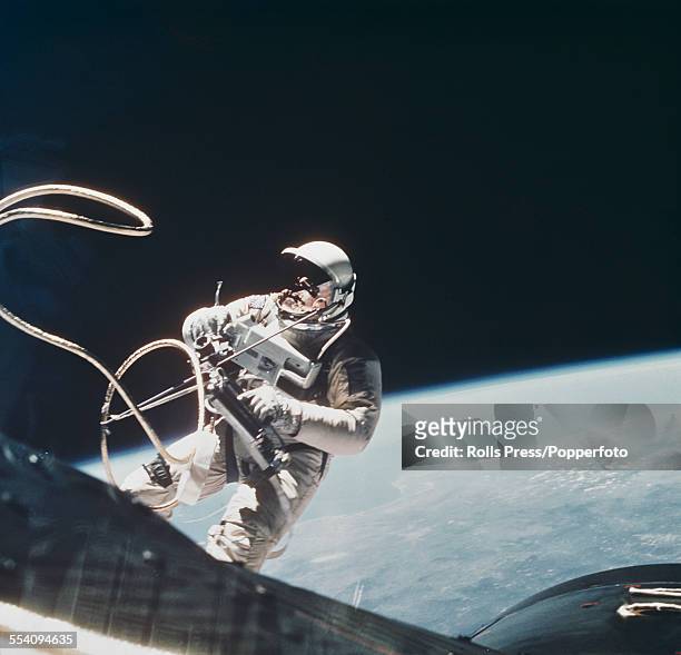 American test pilot and NASA astronaut, Edward Higgins White becomes the first American to walk in space as he leaves the Gemini 4 space capsule...
