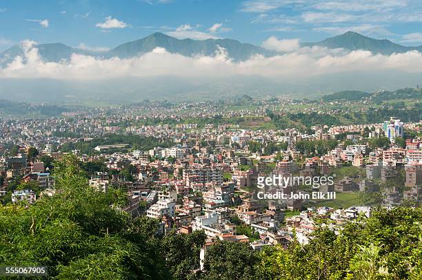 kathmandu, city view - vallée photos et images de collection