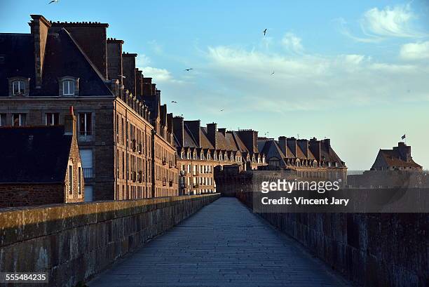 saint malo city - st malo stock pictures, royalty-free photos & images
