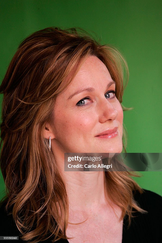 Laura Linney Bio Actress Laura Linney poses for a portrait while promoting the film ...