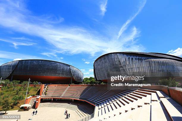 Notes Live Modern Outdoor Amphitheater Photos and Premium High Res Pictures ...