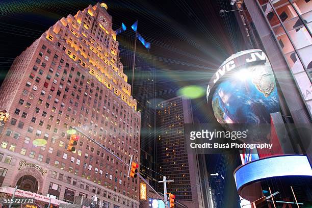 view of the paramount building, times square, nyc - paramount theater   los angeles stock pictures, royalty-free photos & images