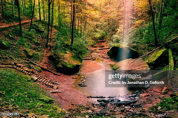 falls from heaven - kentucky foto e immagini stock