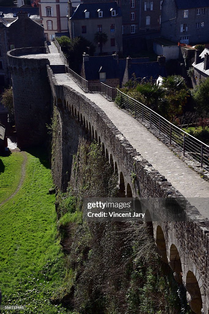 Dinan wall