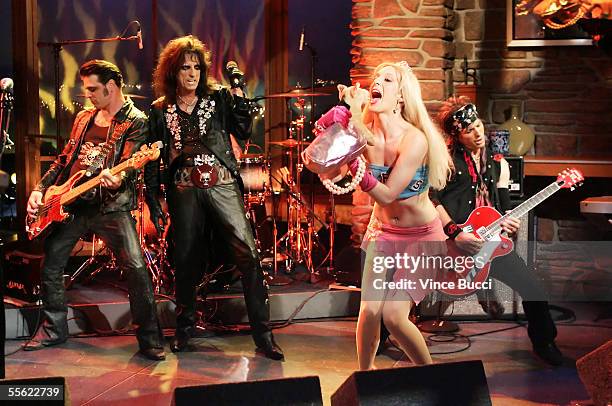 Veteran rock and roll musician Alice Cooper performs during the taping of The Late Late Show With Craig Ferguson on September 15, 2003 at the CBS...