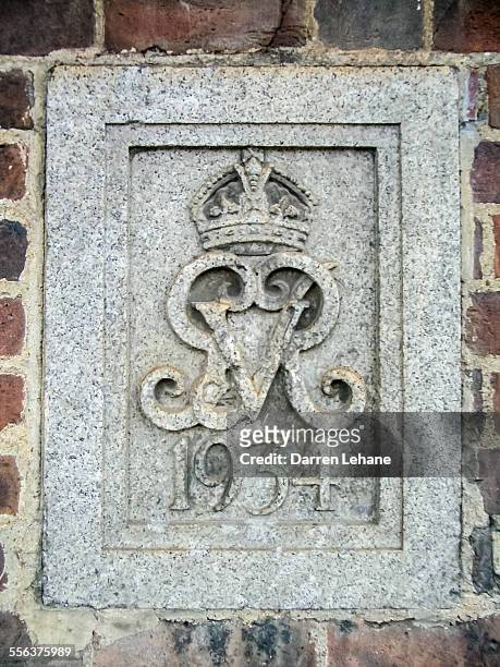 king george v plaque - george v of great britain stock pictures, royalty-free photos & images