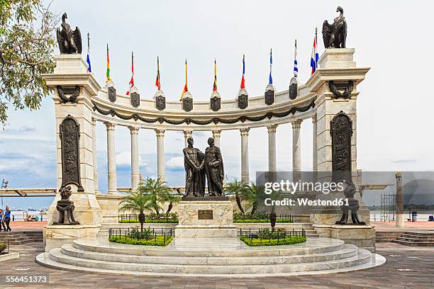 ecuador, province of guayas, guayaquil, memorial at malecon 2000 - guayaquil stock pictures, royalty-free photos & images