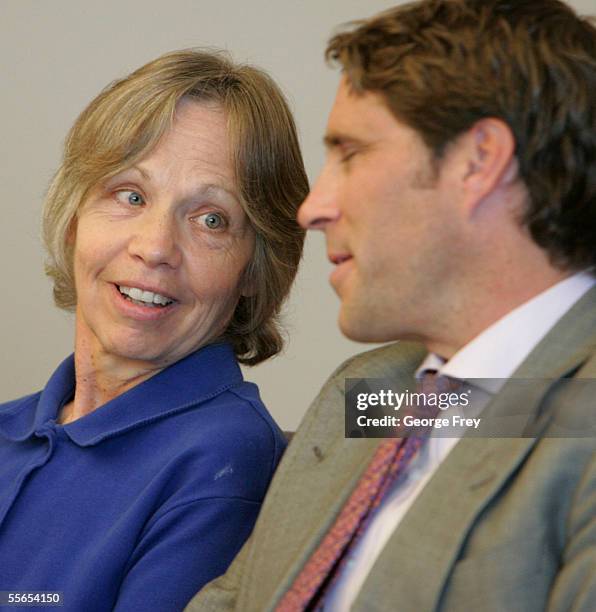 Wanda Barzee speaks with her attorney Scott Williams during a review of her competence to stand trial for the June 2002 kidnapping of Elizabeth...