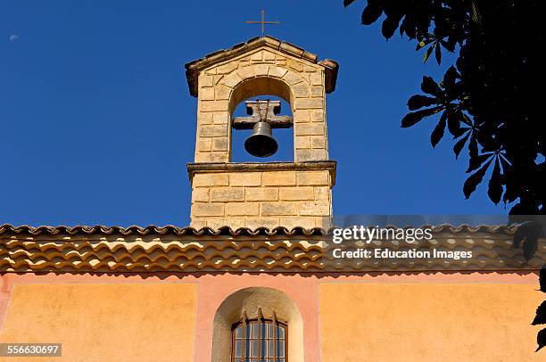 Church at Valensole Village, Alpes de Haute Provence, Provence, Provenza-Alpes-Costa Azul, France.