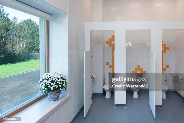 estonia, toilets in a newly built kindergarten - linoleum stock-fotos und bilder