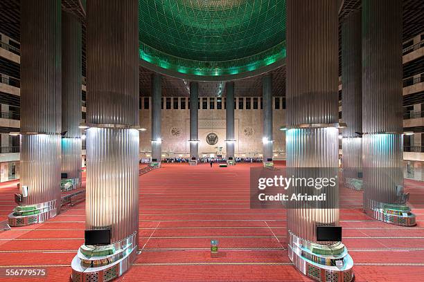 istiqlal mosque, jakarta - masjid istiqlal stock pictures, royalty-free photos & images