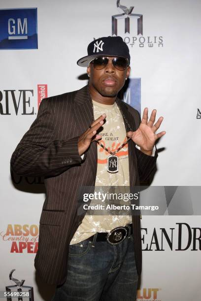 Gio Distance Singer Pictures and Photos - Getty Images
