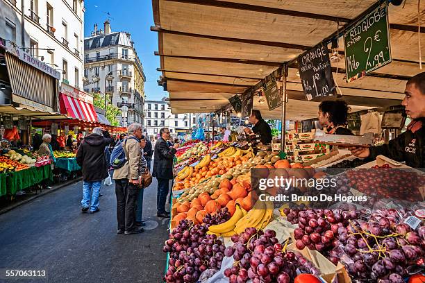 street market aligre in paris - france food stock pictures, royalty-free photos & images