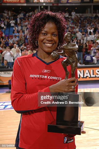 Most Valuable Player Sheryl Swoopes of the Houston Comets with the trophy prior to Game Three of the WNBA Finals between the Connecticut Sun and...
