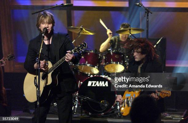 The Goo Goo Dolls perform at the "ReAct Now: Music & Relief" benefit concert at Paramount Studios on September 9, 2005 in Hollywood, California. The...