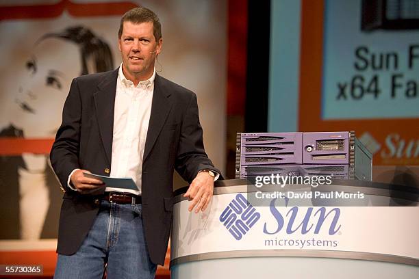 Scott McNealy, Chairman and CEO of Sun Microsystems delivers a keynote speech at the Oracle Open World 2005 conference at the Moscone Center on...