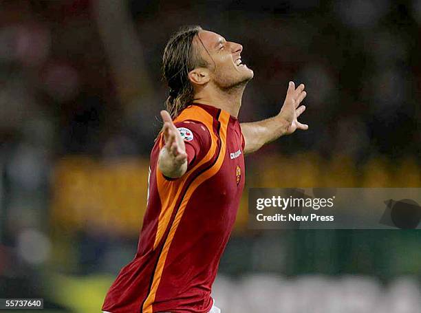 As Roma Totti Totti Lazio Photos and Premium High Res Pictures - Getty Images