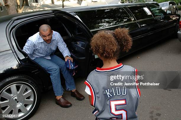 Jason Kidd arrives at the house of first grader Angelique Allen before attending school with her at Tamaques Elementary School on September 23, 2005...
