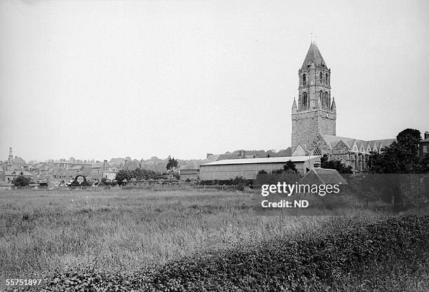 Orbec . View of the Notre-Dame church, about 1900.