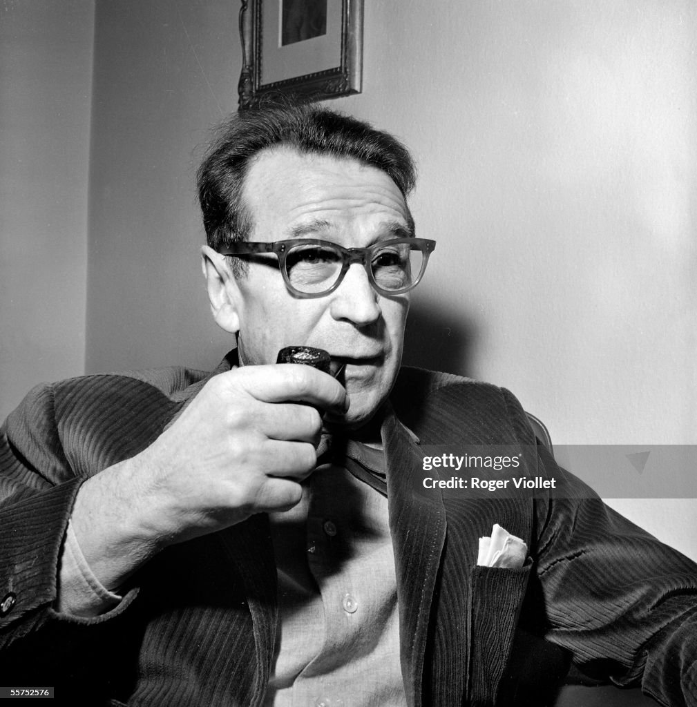 Georges Simenon (1903-1989), Belgian writer. Echan