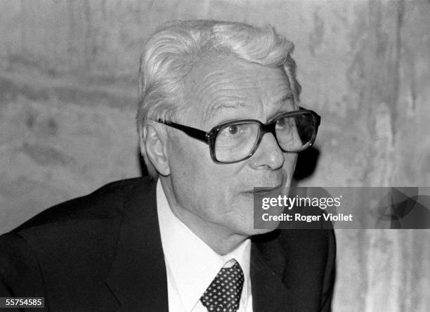 Frison Roche Roger Frison Roche Stock-Fotos und Bilder - Getty Images