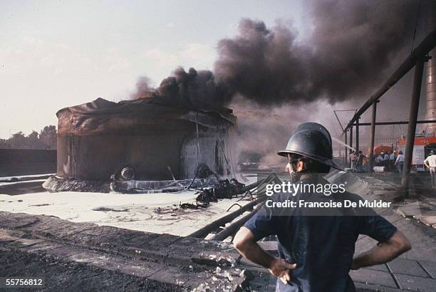 War Iran - Iraq. Fire of the warehouse of fuel oil of the power plant of Baghdad, bombarded by the Iranians. October, 1980. FDM-797-5.