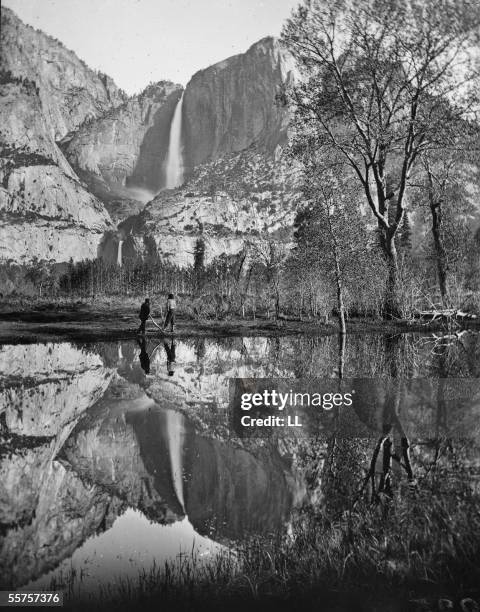 Yosemite Falls . 1870-1875. LL-10269 twice B stereo.
