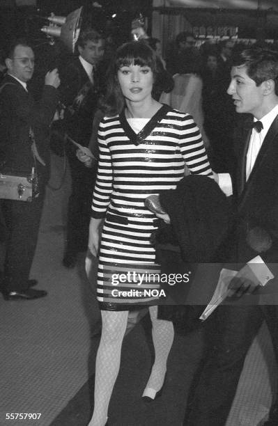 Elsa Martinelli, Italian actress. Paris, 1965. HA-1053-12.