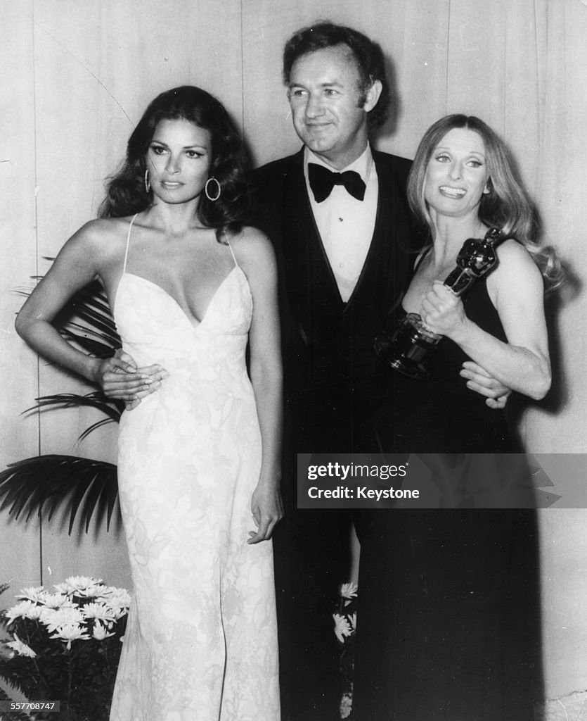Raquel Welch, Gene Hackman And Cloris Leachman