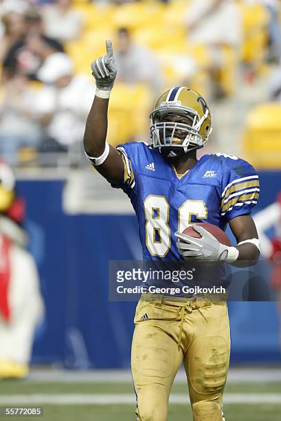 Wide receiver Greg Lee of the University of Pittsburgh Panthers gestures after catching a touchdown pass against the Youngstown State Penguins at...