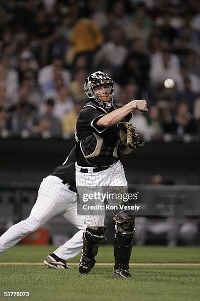 Chris Widger of the Chicago White Sox fields during the game against the Minnesota Twins at U.S. Cellular Field on August 17, 2005 in Chicago,...