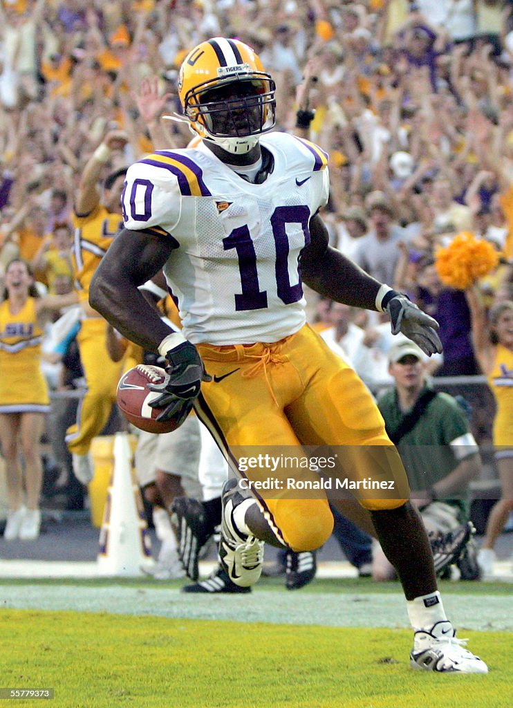 Tennessee Volunteers v LSU Tigers