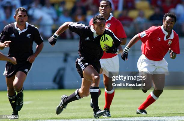 Anthony Tuitavaki makes a break upfield during the New Zealand V Tonga first round match st the New Zealand International sevens rugby tournament at...