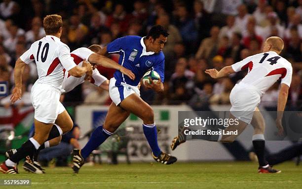 Maurie Fa'asavalu breaks through the defence during Englands 3522 win over Samoa in their sides the Pool C Rugby World Cup 2003 match at the...