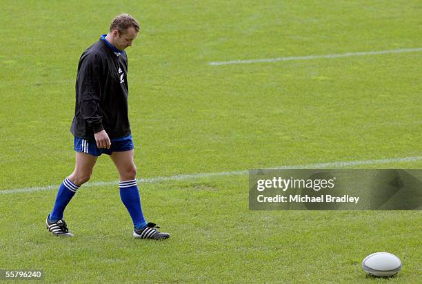 New Zealand Maori Christian Cullen walks towards the ball during the captains run at North Harbour Stadium ahead of the NZ Moari rugby game against...