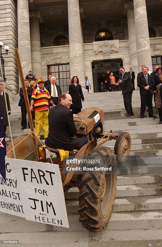 National MP Shane Ardern attempts to drive a tract