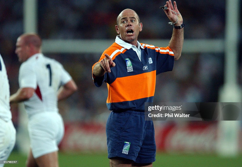 New Zealand referee Paddy O'Brien controls the Rug