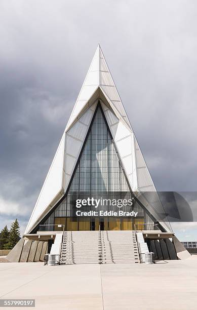 united states air force academy cadet chapel - air force academy chapel stockfoto's en -beelden