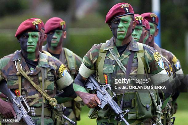 Fotografia toma el 29 de octubre de 2003 de soldados kaibiles del Ejercito de Guatemala. Un grupo de soldados de elite guatemaltecos, conocidos como...