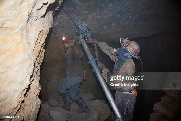 Dynamiting Out Rocks Pneumatic Rock Drills Photos and Premium High Res Pictures - Getty Images