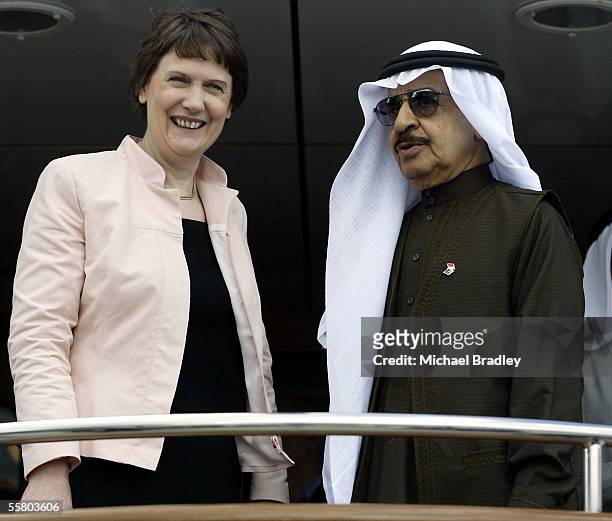 Prime Minister of New Zealand, Helen Clark and His Highness Shaikh Khalifa bin Salman Al Khalifa, The Prime Minister of the Kingdom of Bahrain, on...