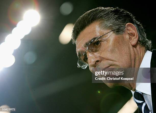 Manager Rudi Assauer of Schalke before the UEFA Champions League Group E match between FC Schalke 04 and AC Milan at the Veltins Arena on September...