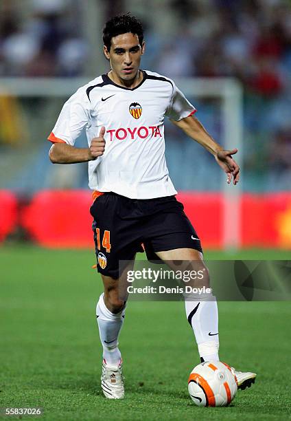 Vicente Rodriguez of Valencia controls the ball during a La Liga match between Getafe and Valencia at the Coliseum Alfonso Perez stadium on October 1...